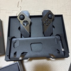 ASUS ROG Phone 2 KUNAIGAMEPADセット　保護フィルム付の画像