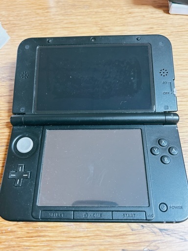 Nintendo 3DS LL ブラック 箱 充電器付き ソフトおまけ