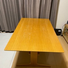 【購入者決定済み】無印良品　リビングでもダイニングでも使えるシリーズ　ダイニングテーブルの画像