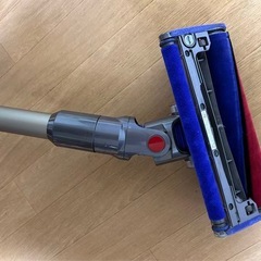 dyson ダイソン　充電式クリーナー　F8D-JP-NHB2573Aの画像