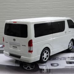 ☆ トヨタハイエース CONTROL CAR 白ボデー未使用品 ☆の画像