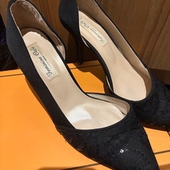 レディースパンプスの画像