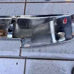 17プロフィア　純正メッキフロント
グリルの画像