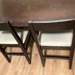 ダイニングテーブル5点セットの画像