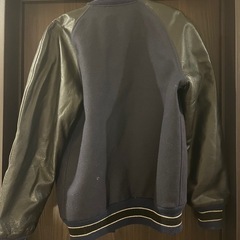 スタジャンの画像