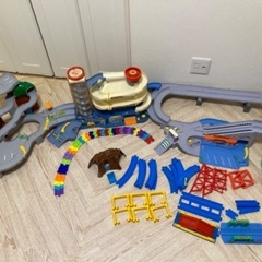 ♦️ トミカ プラレール セット ♦️ 山道ドライブ　立体駐車場 高速の画像