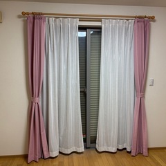 ロールカーテン、カーテンレールの画像