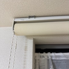 ロールカーテン、カーテンレールの画像