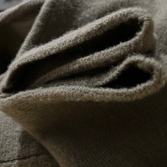 毛100%フード付きコートです。の画像