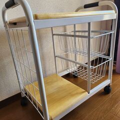 キッチンワゴンの画像