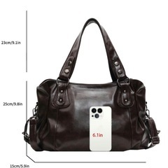 新品未使用✨大容量トートバッグ✨ くすみブラウン／肩掛けOK／上品レザー風　定価¥4,586の画像