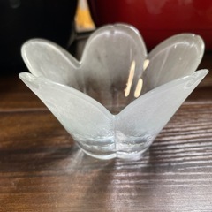 お花の形 小皿 2枚セットの画像