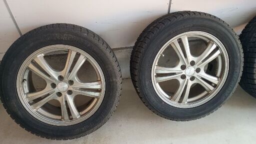 商談中】225/55r17 スタッドレスタイヤ（古い）＋ホイール 4本 【公式