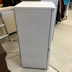 T2511-288 SHARP 2ドア冷蔵庫 SJ-14E3-KW 2016年製 137L 動作確認済み キズ汚れ有りの画像