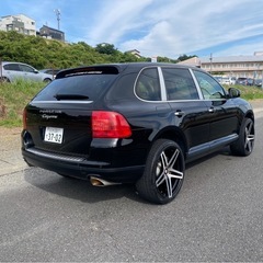 交換ok.ポルシェカイエン、左ハンドル、22インチ、サンルーフ、車検ありの画像