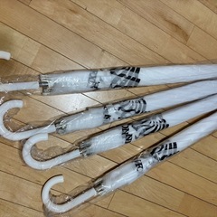 傘　長さ90センチ　広げた幅約120センチ４本セットの画像