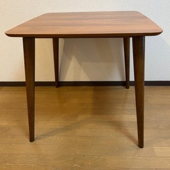 「無料」木製ダイニングテーブルの画像