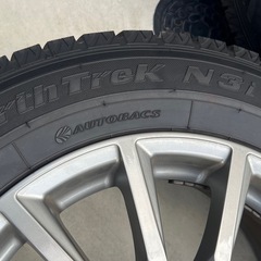スタッドレスタイヤ205/65R16
　　の画像