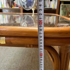 籐製のガラス　座卓／ローテブルの画像