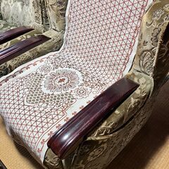 ソファー＆テーブルの画像