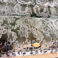 ソファー＆テーブルの画像