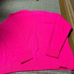 Barbie ピンクのセーター
の画像