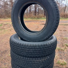 145R12LTタイヤの画像