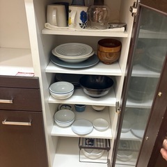 食器棚の画像