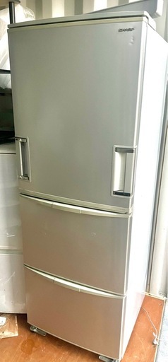 そが様18日(運搬費込)(即日、深夜ok)両開き！！　SHARP 345L 2011年製