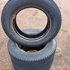 145R13LTタイヤの画像