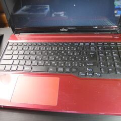 ノートパソコン　Windows11 i7　SSD 富士通　LIFEBOOK AH53/M 15.6インチ　テンキー付きの画像