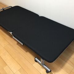 【低価格！！】おりたたみベッド　寝具付き　マットレス　敷布団　掛け布団　枕の画像