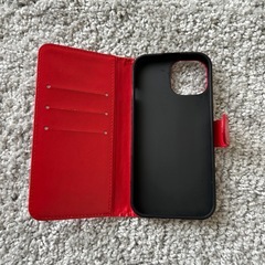 iPhone15用ブック型ケースの画像