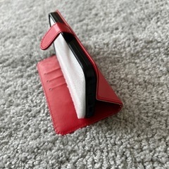 iPhone15用ブック型ケースの画像