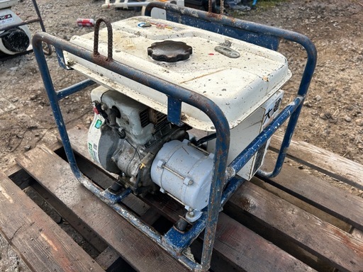 三笠産業　高周波エンジン発電機 ロビンエンジン 8馬力 発電機 バイブレーター マイクロインバーター 高周波 エンジンゼネレーター 3.1kva 生コン　土木　宮崎