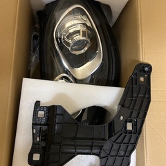 ポルシェマカン用左右ヘッドライトの画像