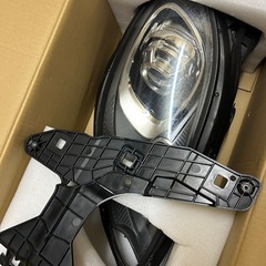 ポルシェマカン用左右ヘッドライトの画像