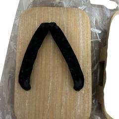 〈無地木製〉男物下駄　黒鼻緒　白木台　フリーサイズの画像