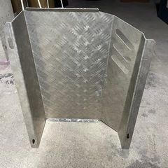 ジムニー　タンクガードの画像