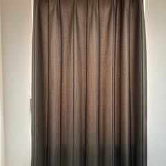 カーテンの画像