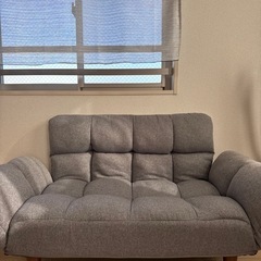 （取りに来ていただける方お値下げします）2人掛けカウチソファの画像