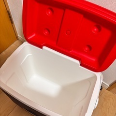 美品！IGLOO(イグルー)クーラーボックス  の画像
