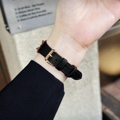 【新品】Apple Watchバンドのみ可愛いリボンストーンブラックの画像