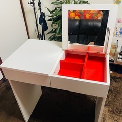 ドレッサーの画像