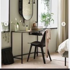 IKEA  ガラステーブルの画像