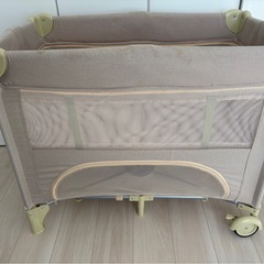 プレイヤード　ベビーベッド　バシネット付　折りたたみ　の画像