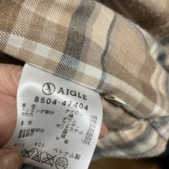 AIGLEダウンベスト、メンズの画像