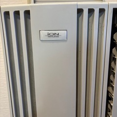 窓エアコン　CW-A1817(W)コロナルーム　エアコン　リモコン、枠付き　2017年の画像