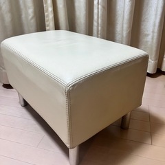 椅子　オットマンの画像