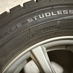 スタッドレスタイヤの画像